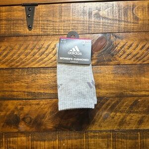NWT Adidas Women's Cushioned AEROREADY Crew Socks - 3 Pair Pack-Size 5-10